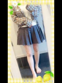 �j�[�i�̎ʃ����L