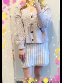 �j�[�i�̎ʃ����L