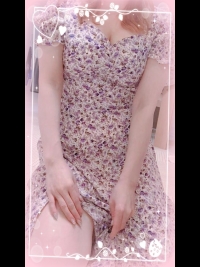 �j�[�i�̎ʃ����L