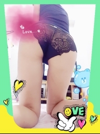 �s���N�̎ʃ����L