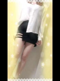 �j�[�i�̎ʃ����L