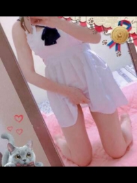 �j�[�i�̎ʃ����L